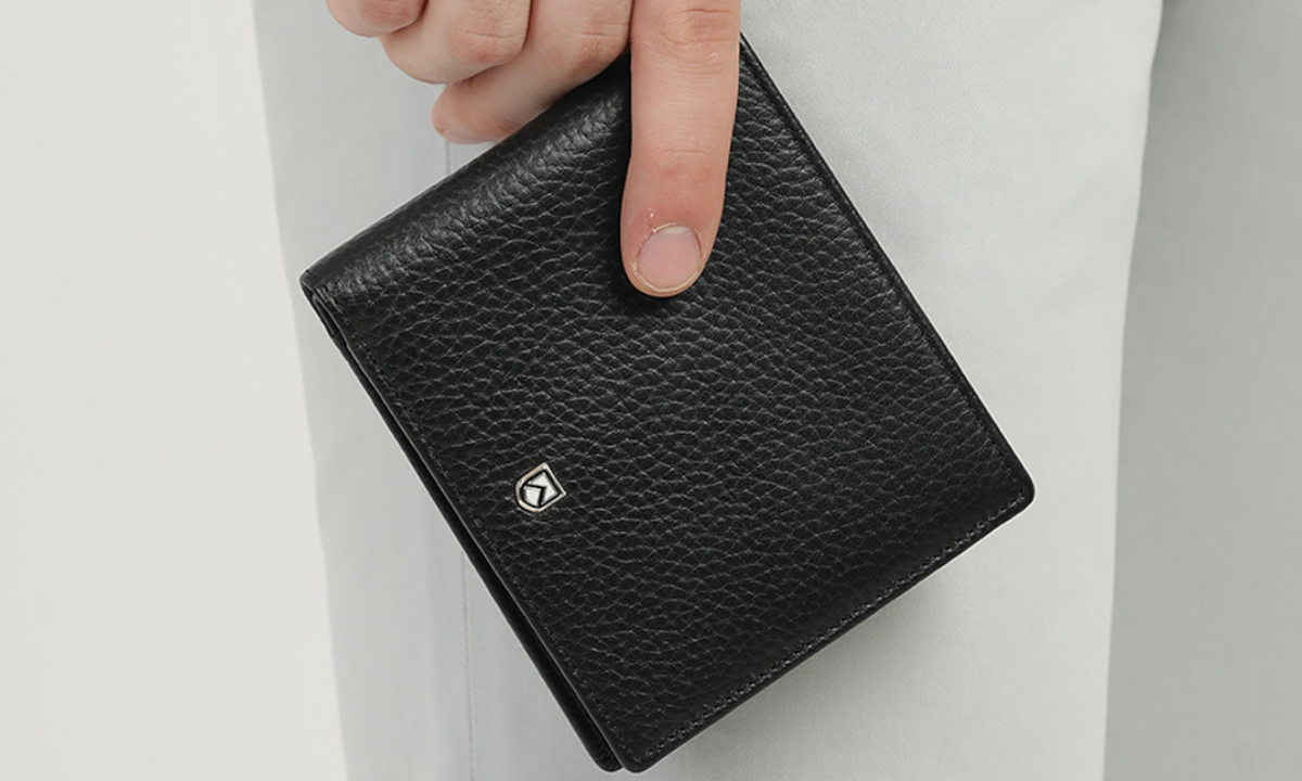 How to Pair Leather Accessories with Navy, Grey & Black Formals