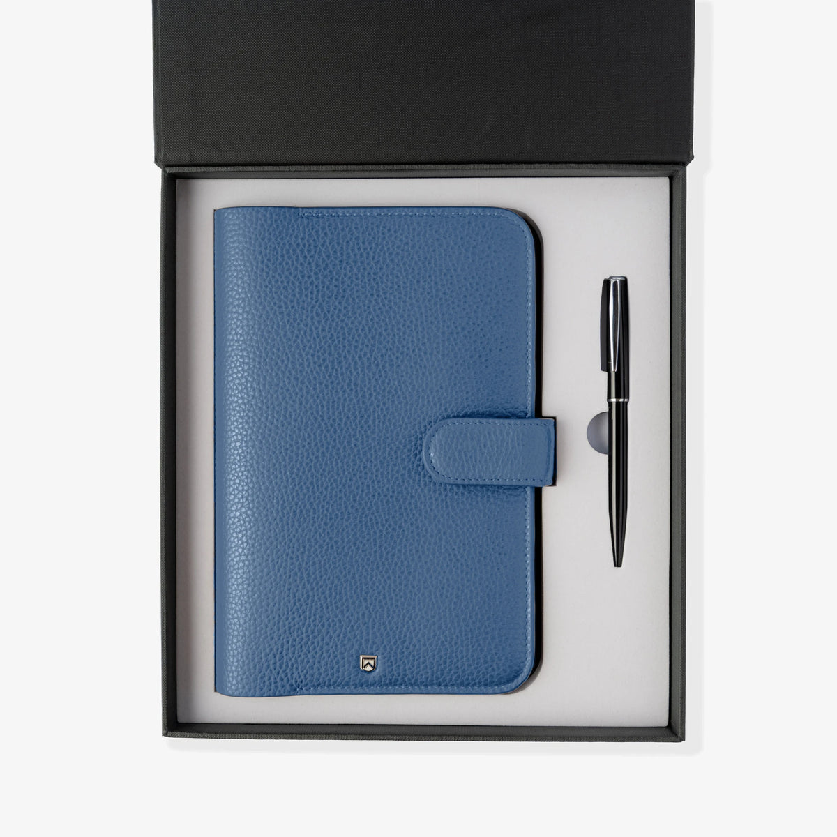 #color_navy blue